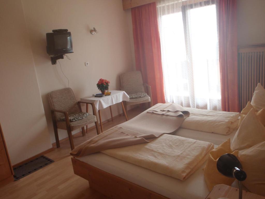 Muellnerhaus Apartment Милщат Стая снимка